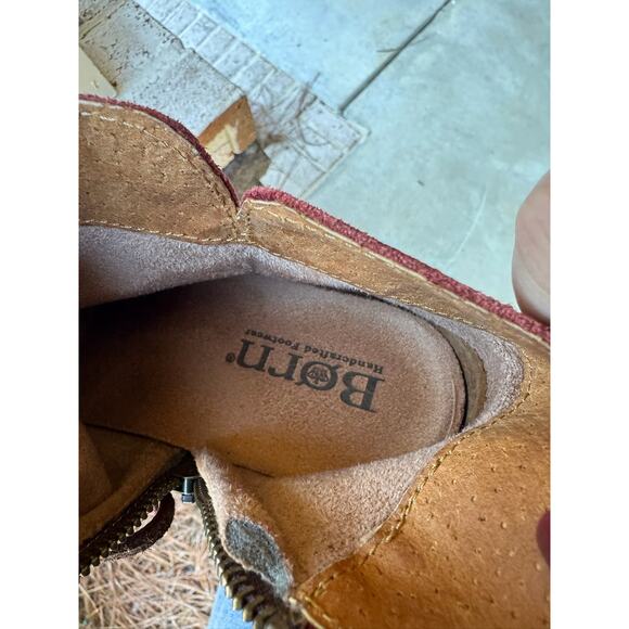 Born Women's Calyn Red Suede Bootie-Style BR0027644-Size 7.5 - Picture 8 of 8